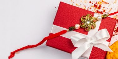 Last-minute Rakhi gifting ideas for your loving sister on the day of Raksha Bandhan